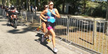 Sara Guerrero gana el campeonato de España de triatlón distancia olímpica en Banyoles