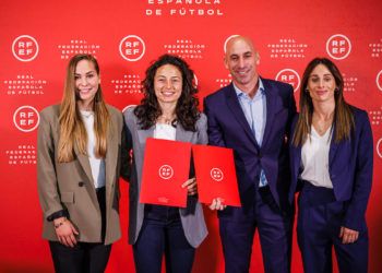 Acuerdan un plan de conciliación familiar con las jugadoras de la selección de fútbol durante el Mundial