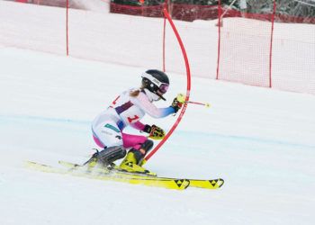 Celia Abad logra el oro en la combinada alpina en la Universiada de Lake Placid