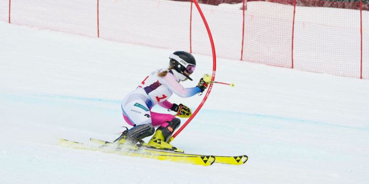Celia Abad logra el oro en la combinada alpina en la Universiada de Lake Placid