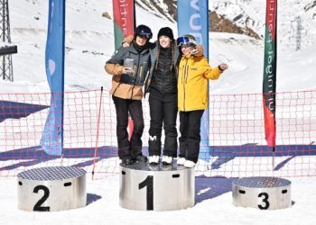 Naia Aramendia vence en la Copa de España Movistar de Snowboardcross (SBX)