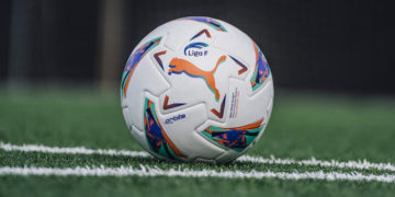 Órbita: el balón oficial Puma para la Liga F