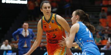 Gran remuntada davant Atomeromu KSC Szekszard en el debut de Torrens