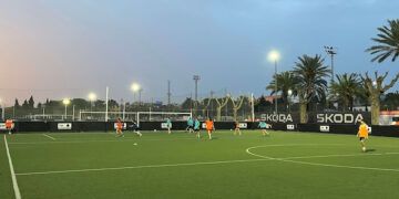 Arrels, el combinado de jugadoras de clubes afectados por la Dana, ya está listo para la Valencia Cup Girls 2025