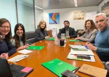 L’esport i els hàbits de vida saludables arriben als barris de la mans dels patis dels centres escolars municipals