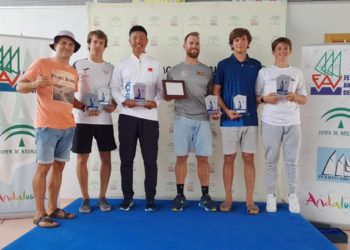 El ‘Etnia Barcelona’ remonta y gana en el Abra las J80 Sailing Finals