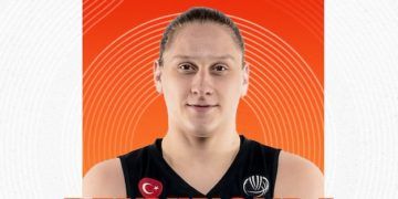 Alina Iagupova ficha por Valencia Basket