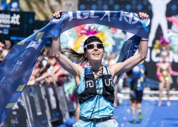 Anna Comet lidera la Marathon des Sables 2022 tras la primera etapa