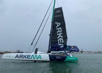 ‘Lalou Multi’ batió el récord Ibiza-Dénia colocándolo en 2 horas, 14 minutos y 44 segundos