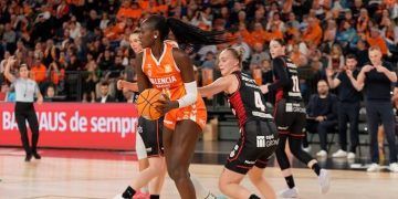 Spar Girona se impuso a Valencia Basket en un apretado final en el Roig Arena