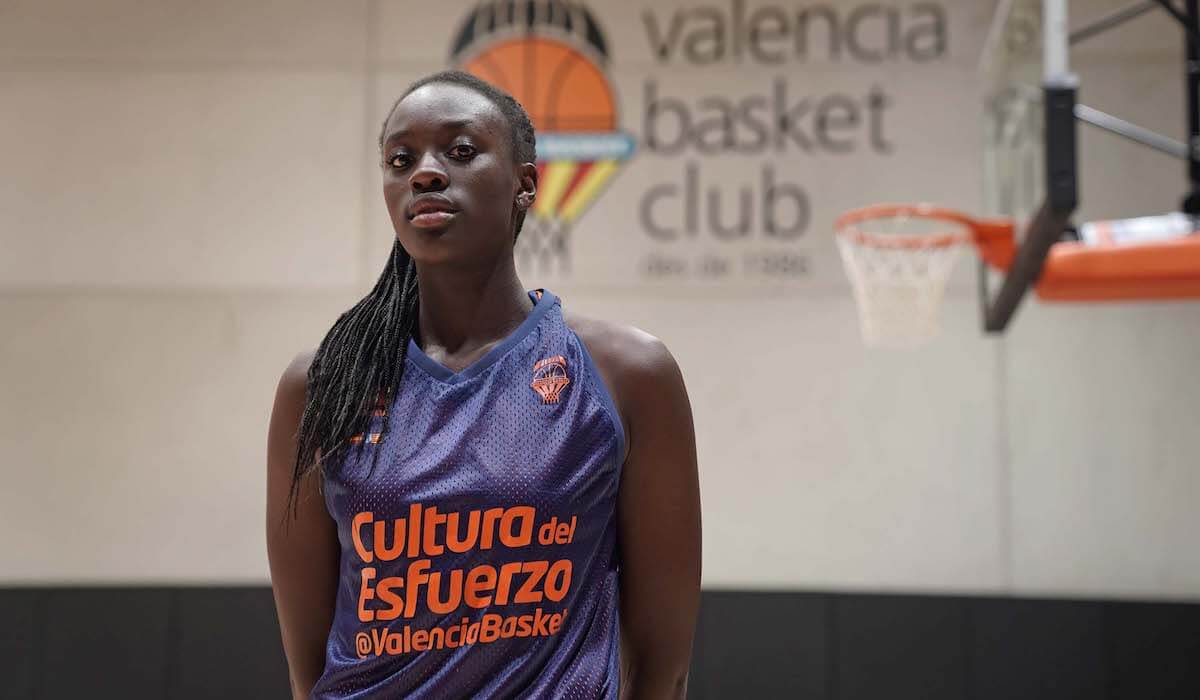 Baloncesto Awa Fam
