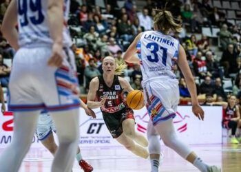 Jairis derrotó a Valencia Basket, al que alcanza en el liderato Girona y Avenida se sitúa a un triunfo