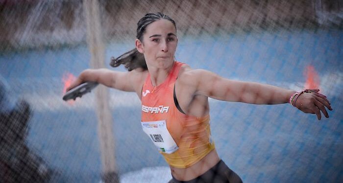 España logró cinco medallas en su estreno en el FOJE