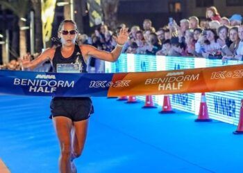 La Benidorm Half 2024 alcanza los 6.500 inscritos