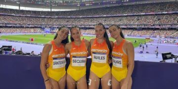 El relevo largo de España fue quinto en su serie sin acceso a la final olímpica en Saint Denis