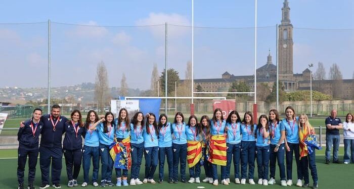 La selección femenina valenciana de hockey sub’14 logró el bronce en el campeonato de España