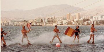 El Cable Ski de Benidorm celebra 60 años de historia con homenajes, encuentros y una competición conmemorativa