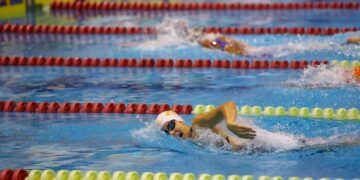 Emma Carrasco se impuso en los 100 estilos y fijó el nuevo récord del campeonato de invierno