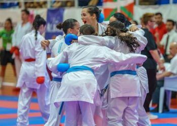 El karate valenciano consigue doce medallas en el campeonato de España de clubes 2025