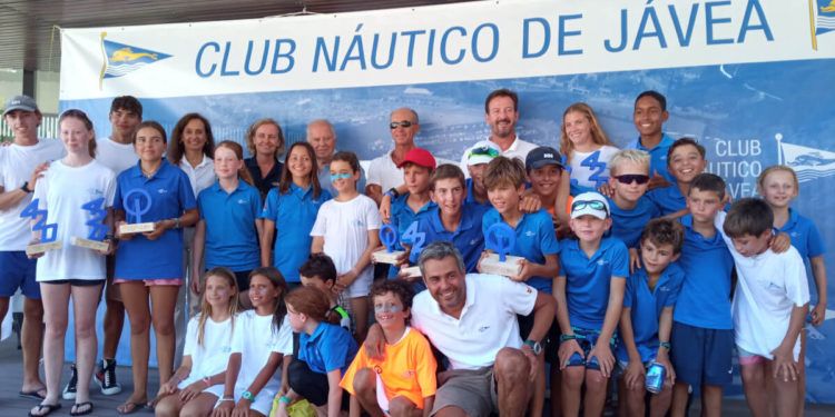 ‘Giraldilla’, ganador de la Copa de España de Veleros Clásicos