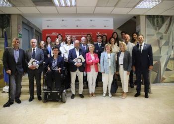 El Comité Paralímpico Español y el CEU se alían para la formación e inserción laboral de los deportistas