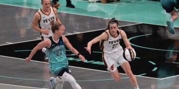 Caitlin Clark, récords y estrellas: la WNBA mira al infinito