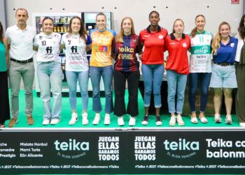 Teika apuesta por el balonmano femenino valenciano