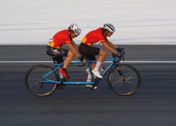 El campeonato de España de ciclismo adaptado se consolida en València con un circuito urbano en la Marina Real