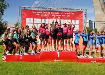 El Cidade de Lugo conquistó la liga de clubes de triatlón y el CEA Bétera lo hizo en el relevo mixto nacional