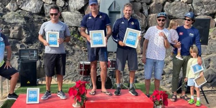 Jorge Pérez y Airam Rodríguez, ganadores del Trofeo Código Cero de Snipe