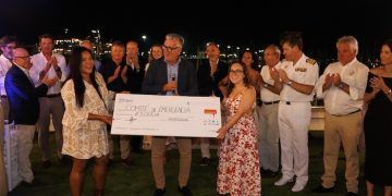 Comité de Emergencia recibió el cheque solidario en favor de Venezuela en la Cena de Armadores del Trofeo SM la Reina