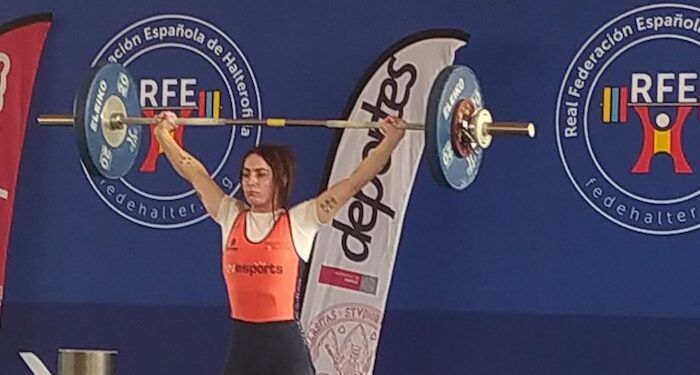 Cristina Flor, campeona de España universitaria de halterofilia