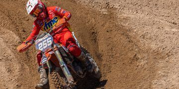 Daniela Guillén hace historia en el Motocross Español