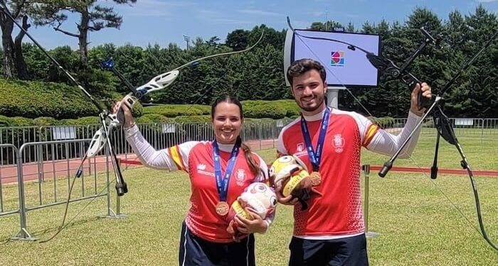 Elia Canales y Andrés Temiño, bronce por equipos mixto en la Copa del Mundo de Yecheon