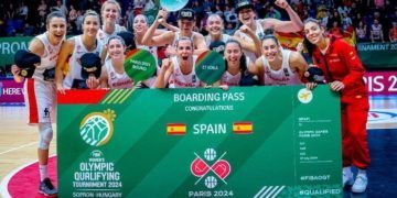 España celebró su clasificación para París 2024 con una remontada ante Hungría