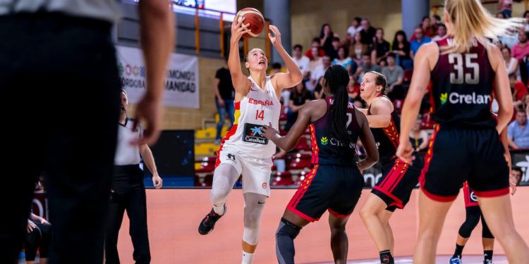 Triunfo colectivo de la ‘Familia’ ante Bélgica para cerrar la gira en España