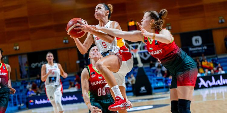 España gana a Hungría y sella el pasaporte al Eurobasket 2023