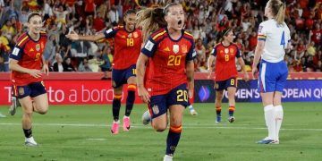 España se impuso a Inglaterra y depende de sí misma para lograr el billete para el Mundial 2027