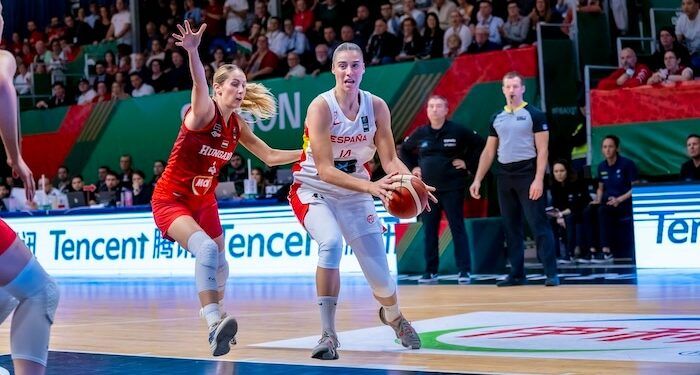 España celebró su clasificación para París 2024 con una remontada ante Hungría