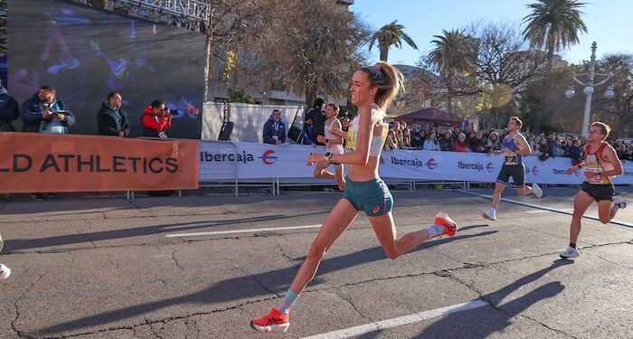 Eilish McColgan registró el récord de Europa en la 10K Valencia