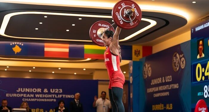Elena Habans, triplete de medallas en el Europeo júnior con dos platas y un bronce en 57 kilos