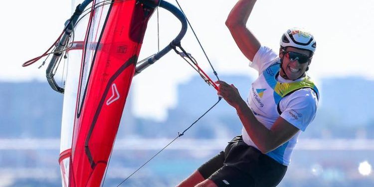 El escaso viento y la corriente complicaron una jornada en la que España mantiene plaza de país en 49er, 49er FX, 470, Nacra, ILCA 7 e iQFOiL Masculino