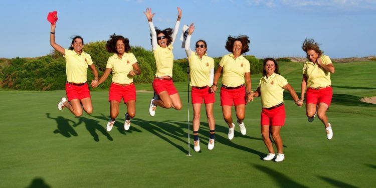 España logró el oro en el Europeo senior por equipos de golf