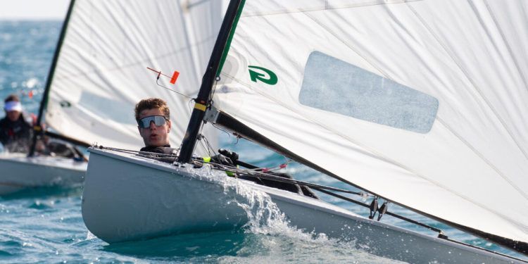 El sueco Llado y el español Cabré primeros líderes en el Europeo de la clase Europe