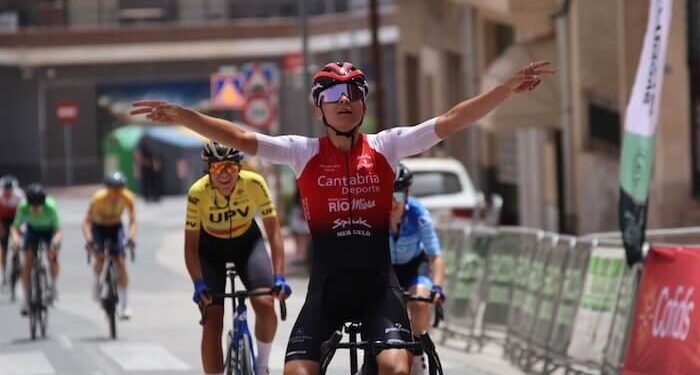 Eva Anguela ganó en Abanilla y es nueva líder de la Copa de España Cofidis de ciclismo