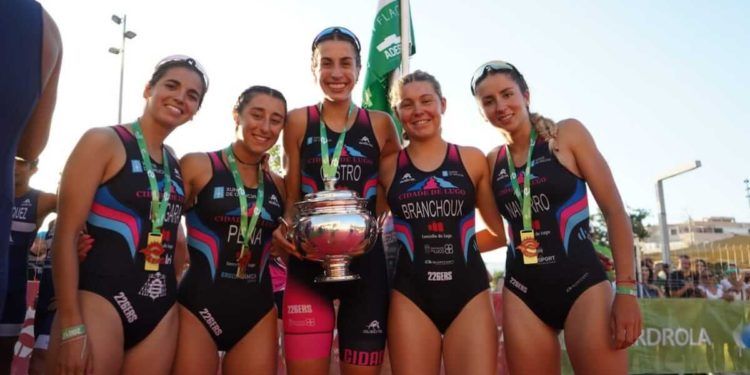 Cidade de Lugo Fluvial gana la Copa de la Reina de triatlón 2023 en Roquetas del Mar