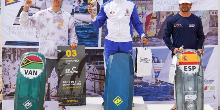 Lorenzo Boscheti ganador de las Go Sailing Shop FKSS 2023 Palamós