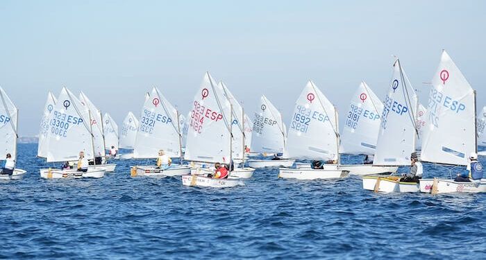 Maria Meseguer estrenó el palmarés de la Flamingo’s Optimist Race