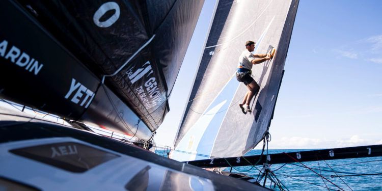 El ‘Team Holcim-PRB’ planea su estrategia tras perder el mástil y el ’11th Hour Racing Team’ lidera la flota