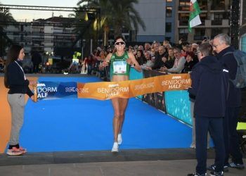 Triplete de récords en la Benidorm Half 2025